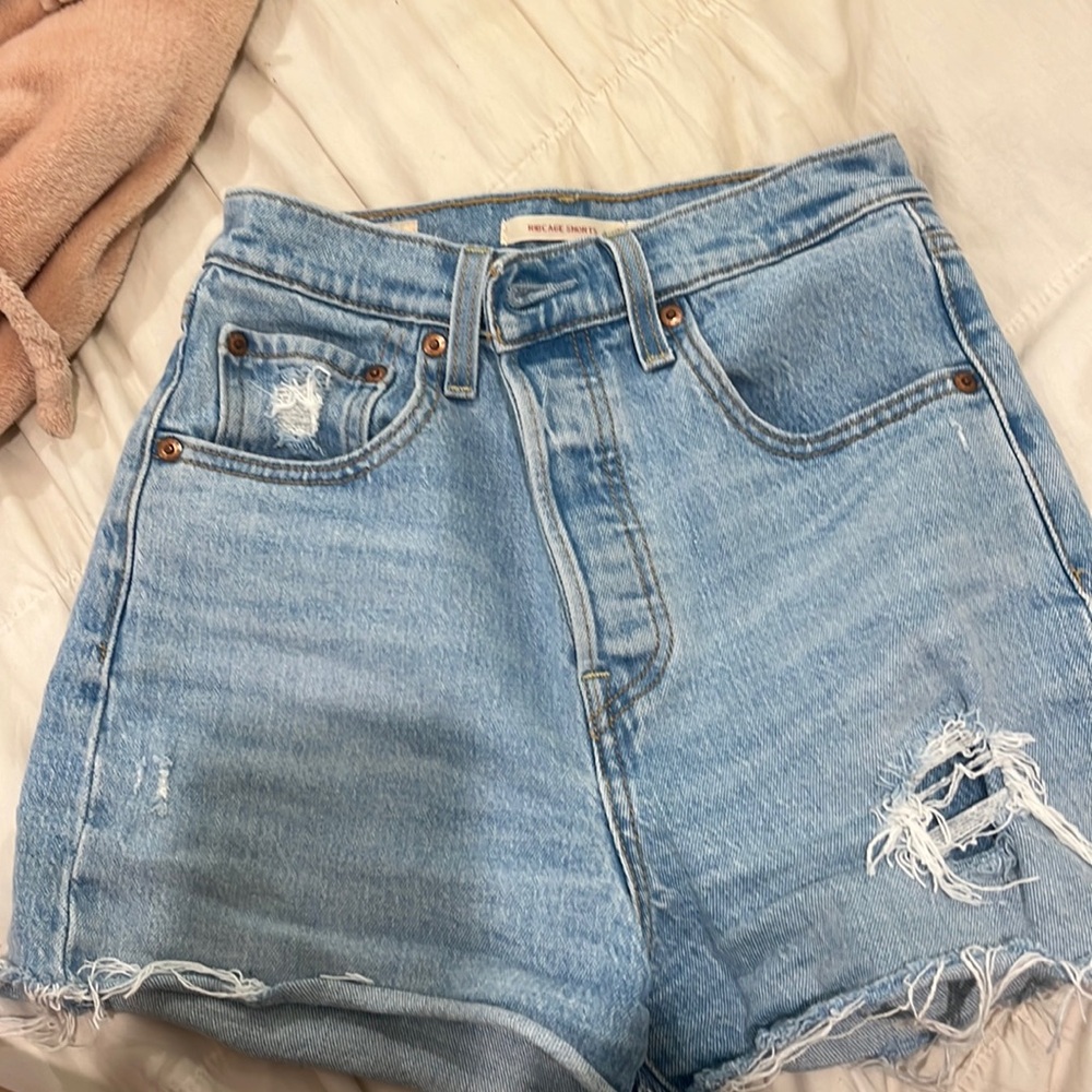 levi’s ribcage shorts size 25 worn once